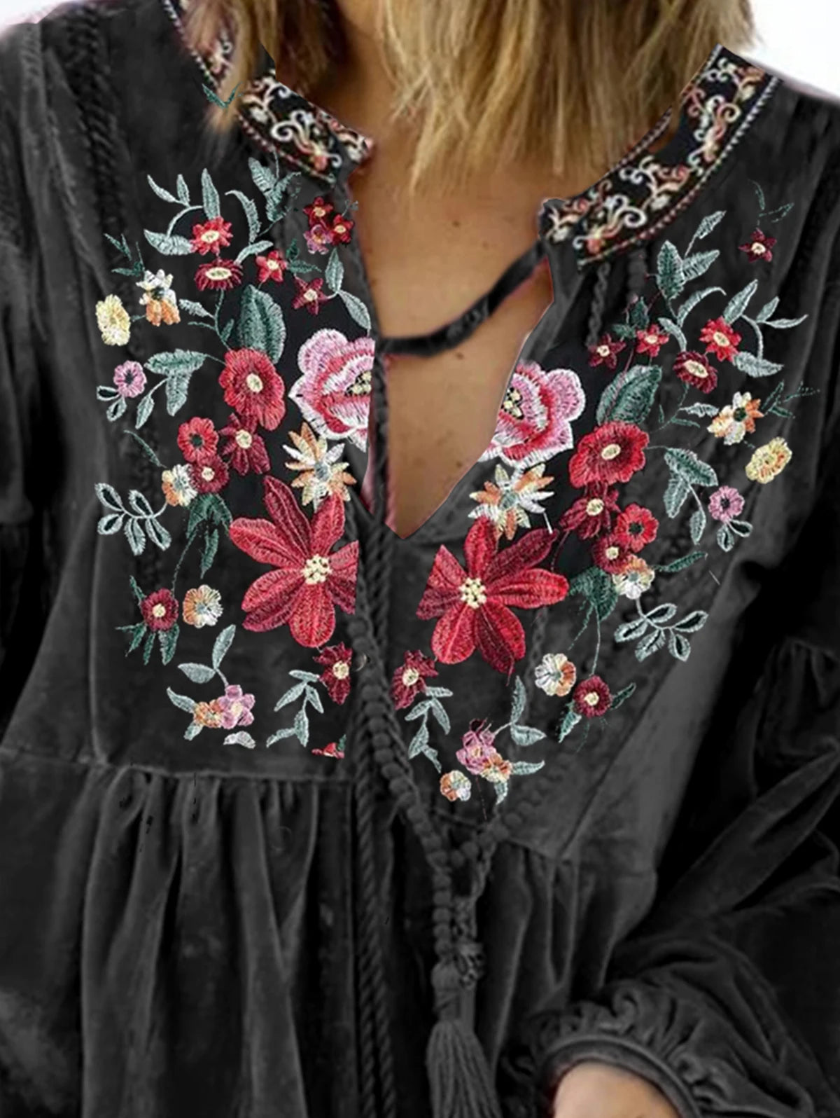 Gail | Blouse Vintage Print V Neck - TrendHavenCo