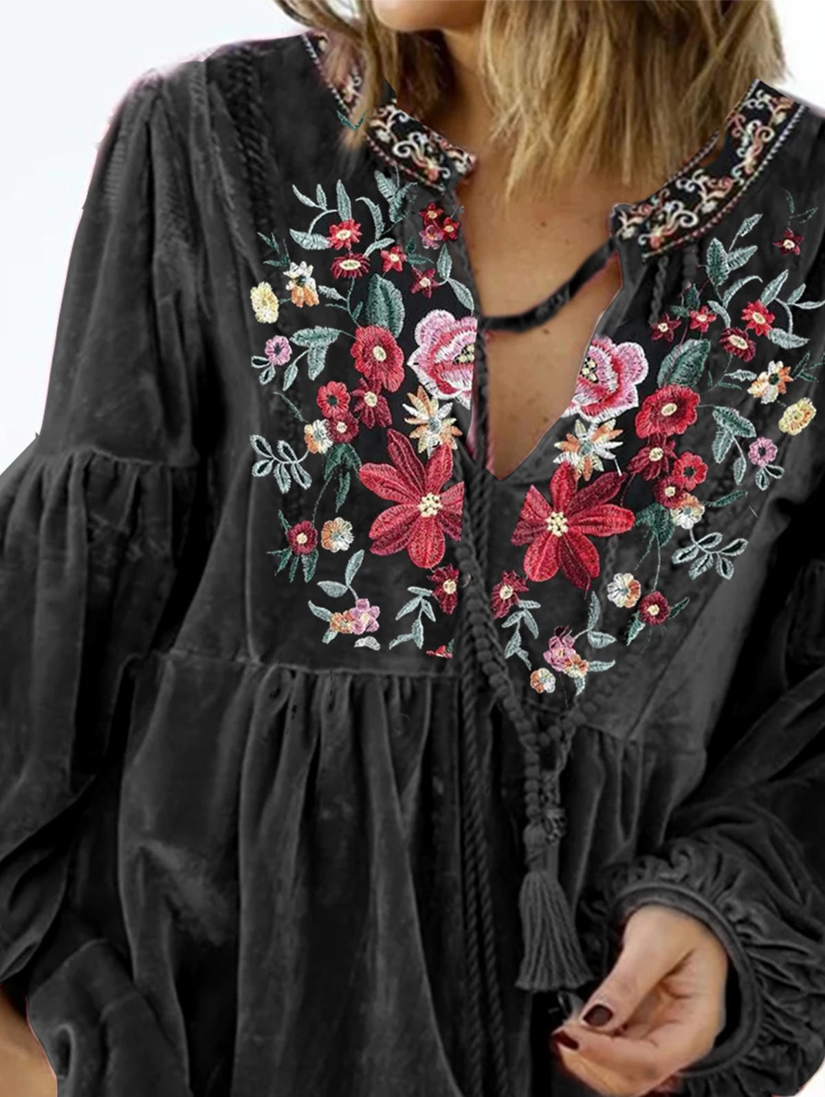 Gail | Blouse Vintage Print V Neck - TrendHavenCo