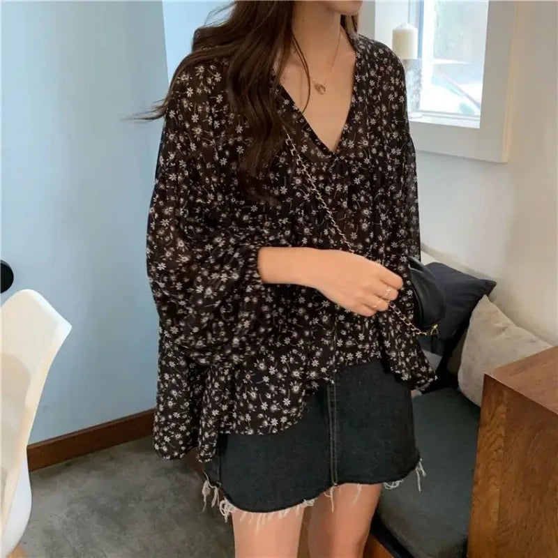Sul | Loose Print Chiffon Blouse - TrendHavenCo